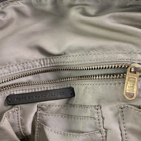 Genuine MARC By Marc Jacobs Genuine Olive Brown Leather Duffle Travel Bag - Picture 11 of 13